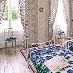 10 Bedroom Cozy In Allonne Ferienhaus Beauvais