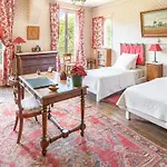 Ferienhaus 10 Bedroom Cozy In Allonne Beauvais