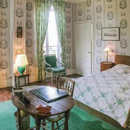 10 Bedroom Cozy In Allonne Beauvais