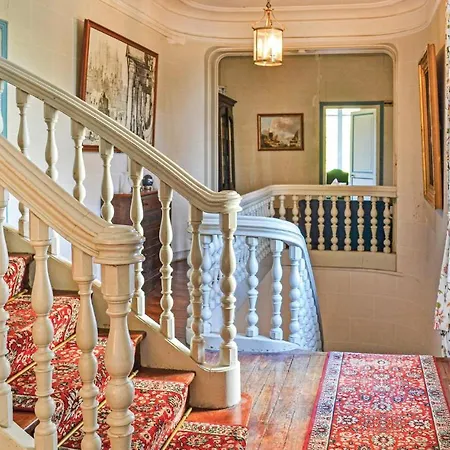 10 Bedroom Cozy In Allonne Beauvais