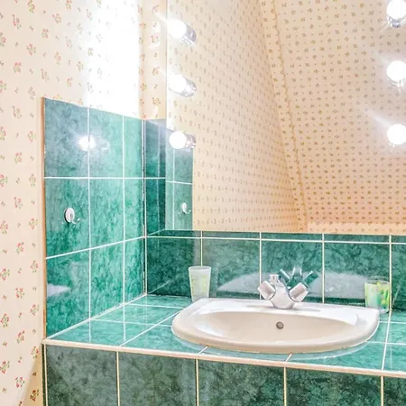 10 Bedroom Cozy In Allonne *