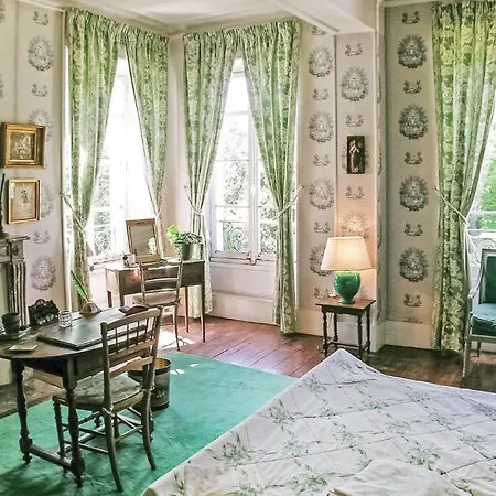 10 Bedroom Cozy Home In Allonne * Beauvais